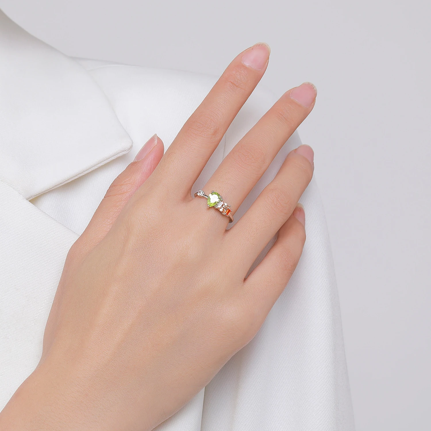 SPJ High-End Wedding Engagement Rings for Women 925 Sterling Silver  Exquisite Green Cubic Zirconia Fashion Fine Jewelry, image size:1500x1500