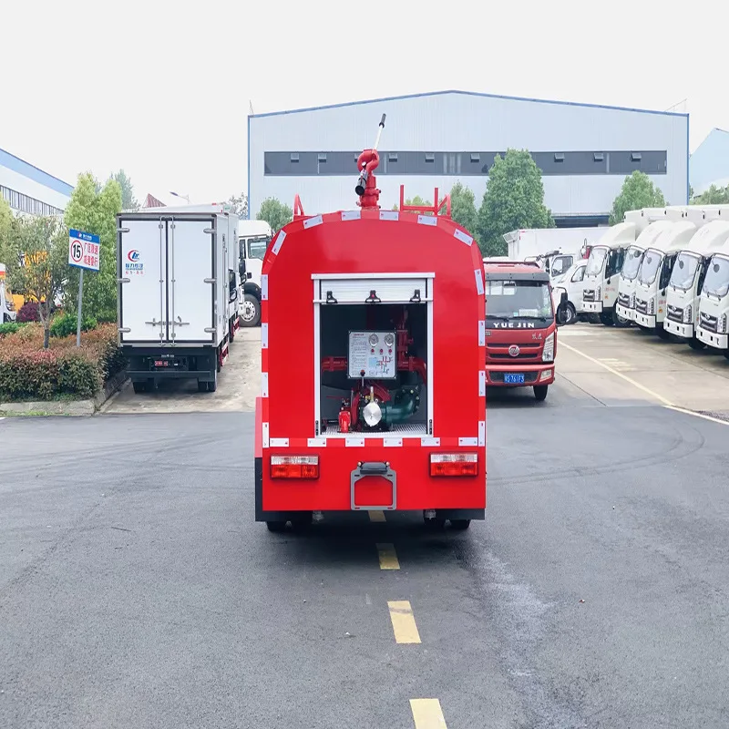 product dongfeng 4x2 dorica diesel pumper fire truck new condition aerial pumper 4000l water tanker spraying machine fire sprinkler-5