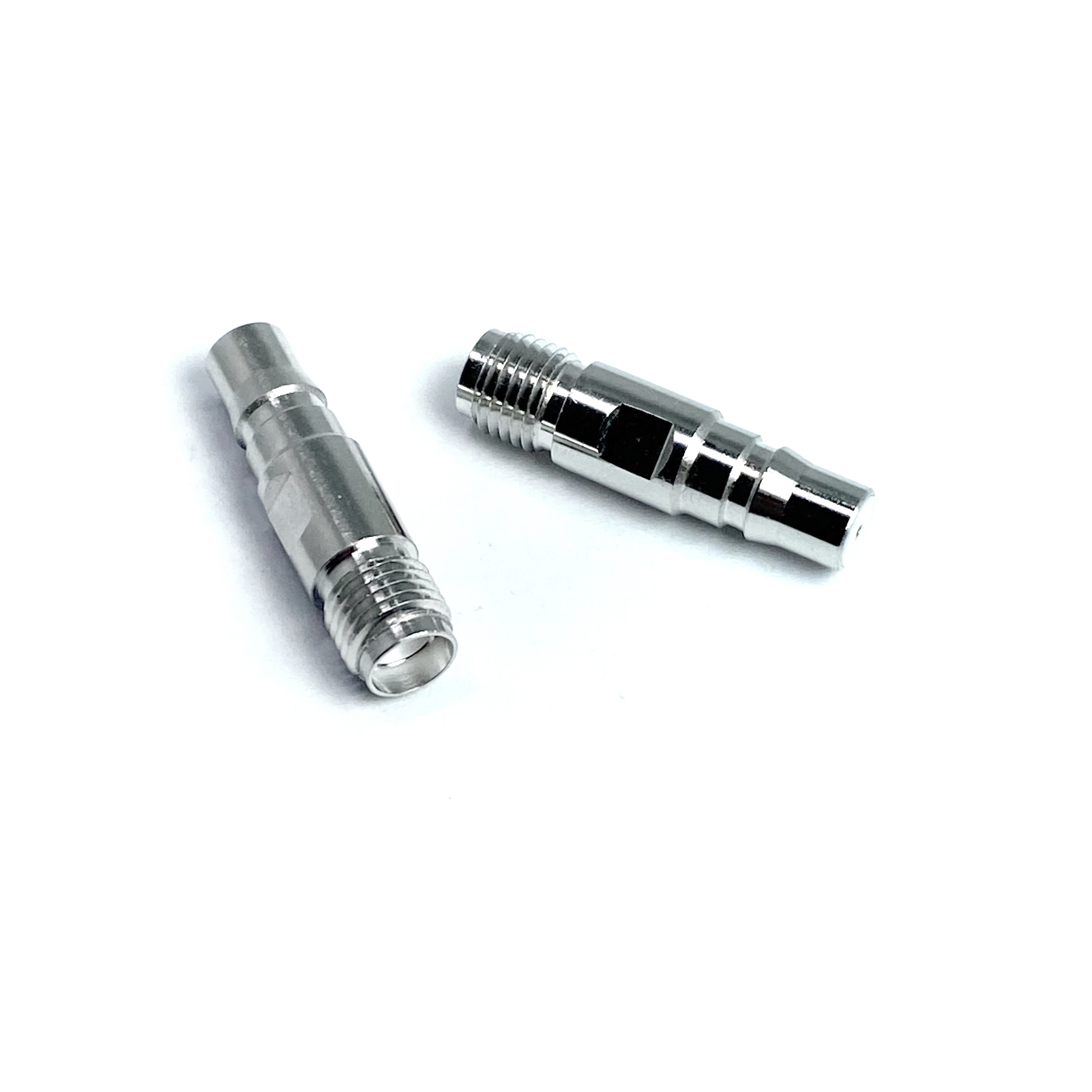 Factory Price Adaptor QMA Female Jack to SMA Female Hembra Rf Coaxial Brass Adapter Coax Connector in Stock Rohs