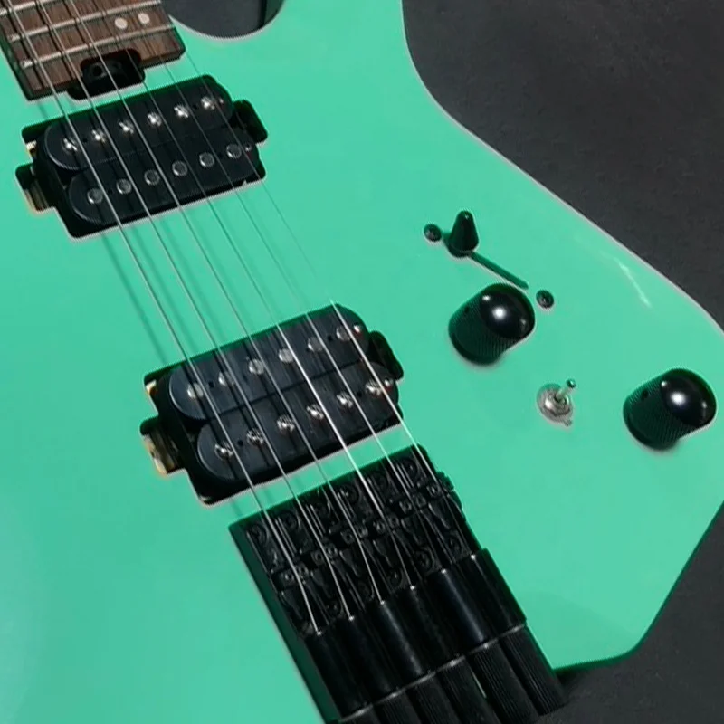 High Quality Custom OEM Cheap Solid Body Unbranded Cool Shaped Headless Travel 6 String Electric Guitar