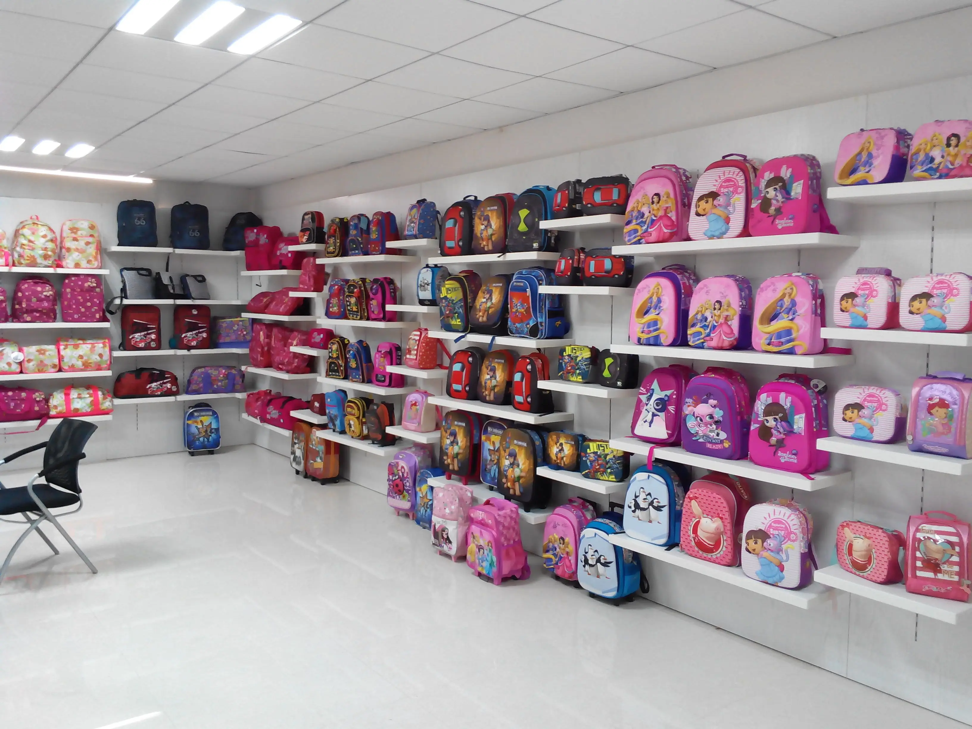 Quanzhou Jialy Bags Co., Ltd. 2