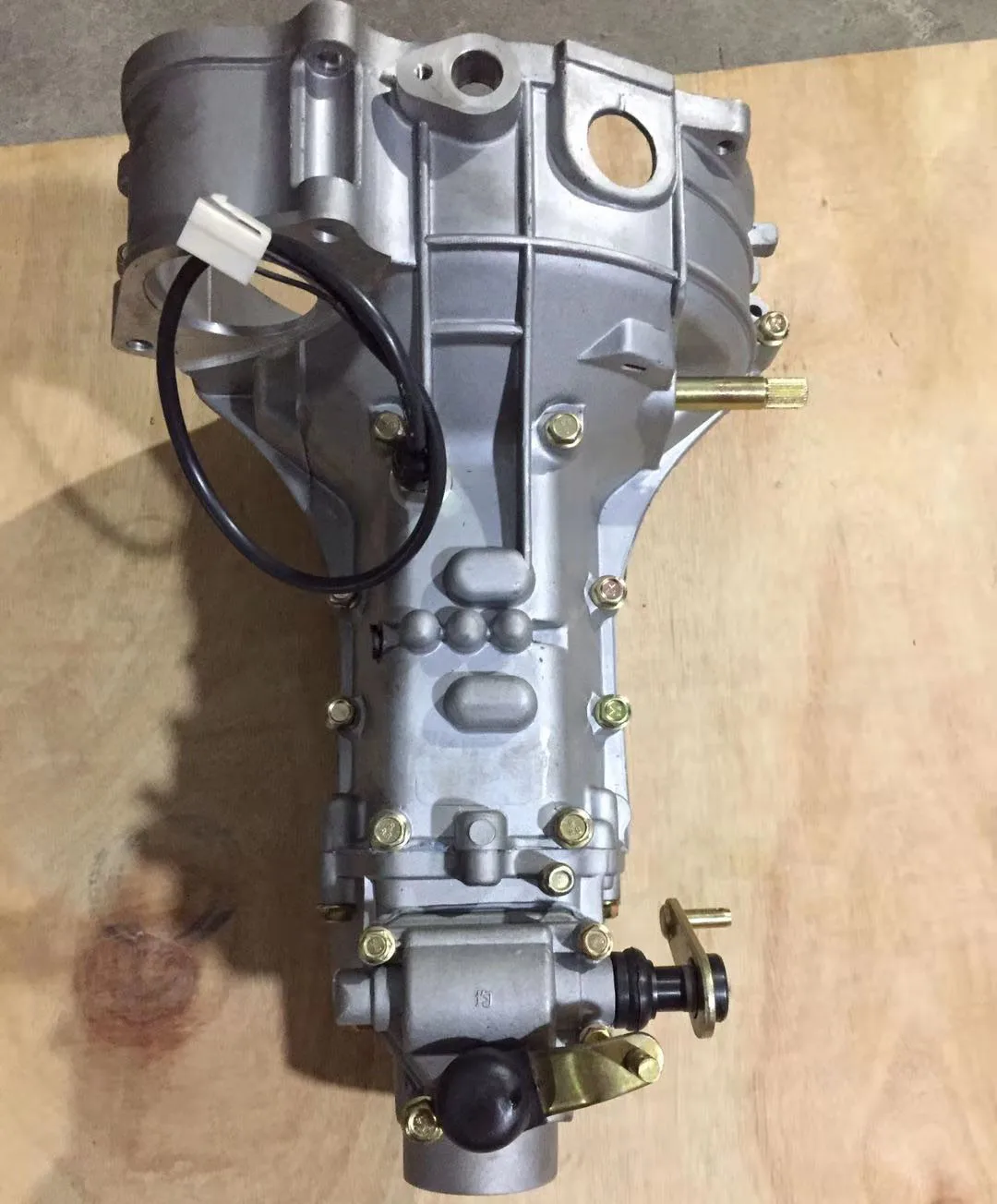 4+1 Manual Transmission for 462 Engine
