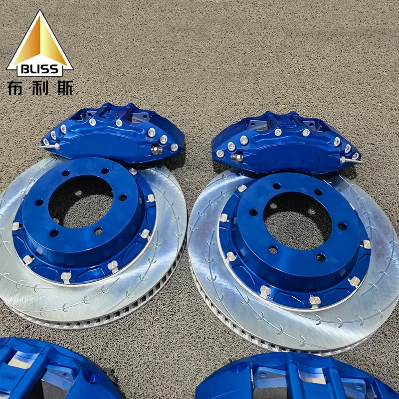 BERINGER レッド ブレーキキャリパー 6ポット左側