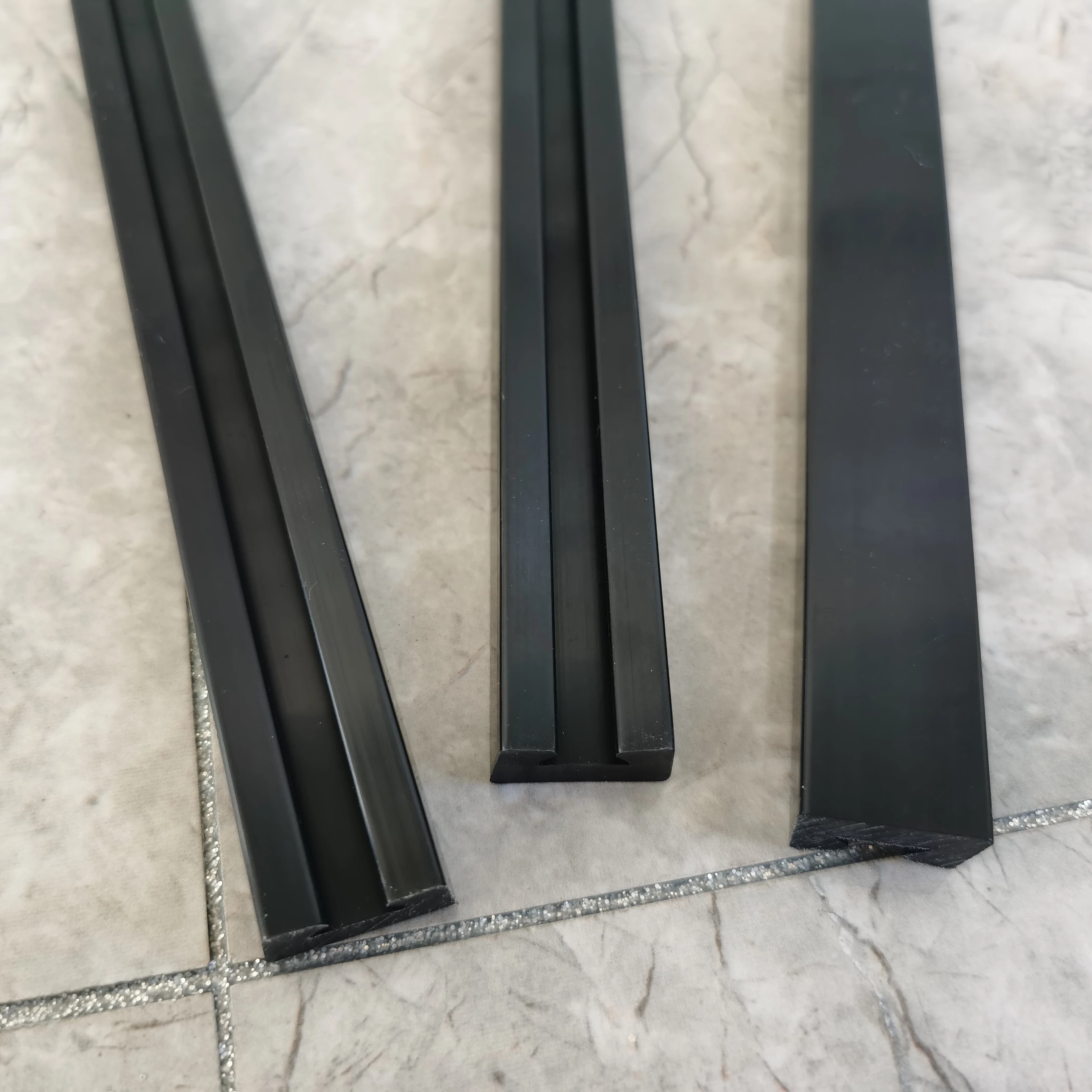 Wholesale Engineering Plastic Uhmwpe Nylon Extrusion Plastic Linear Guide Rail