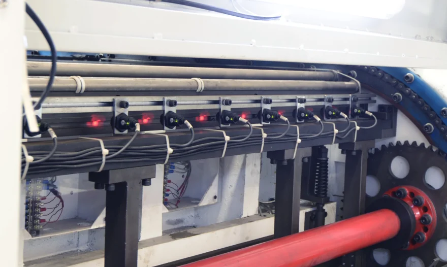 800x620mm Paper Die Cutting Machine 7000S/H With Waste Stripping