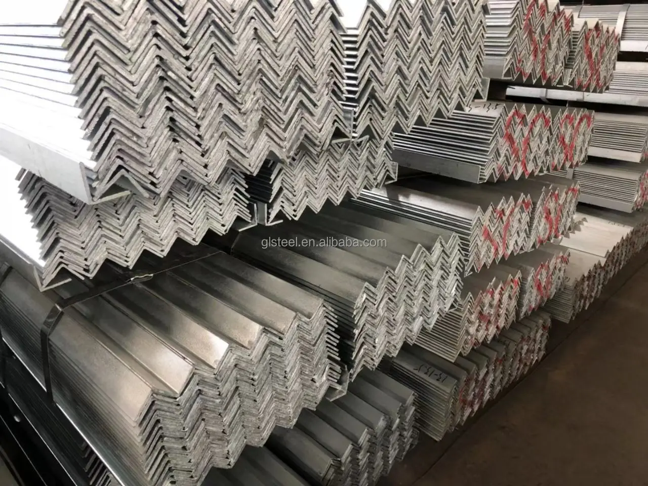 Stainless Steel Perforated Angle High Tensile Strength Slotted Steel