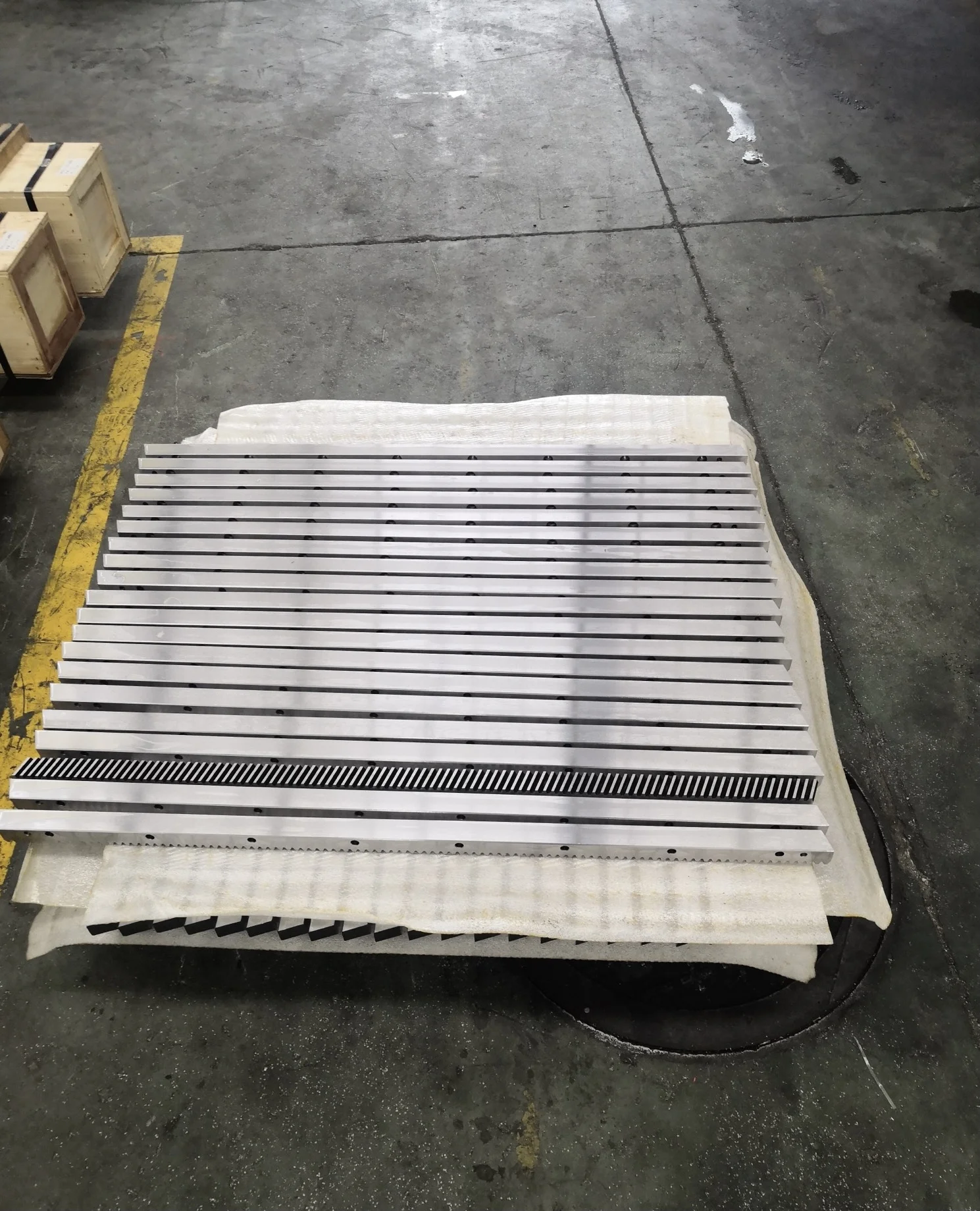 High Accuracy Din6 Modlue 1.5 2 3 4 Steel Spur Helical Teeth Gear Racks