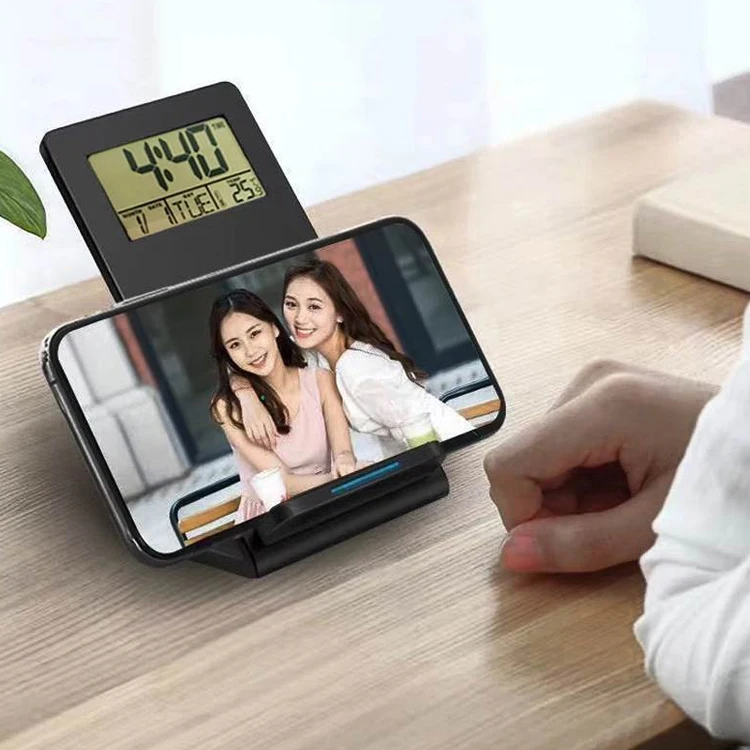 Hot Selling New Products 2024 10W Wireless Charger Stand Mobile Phone Fast Charging Station With Alarm Clock for iPhone