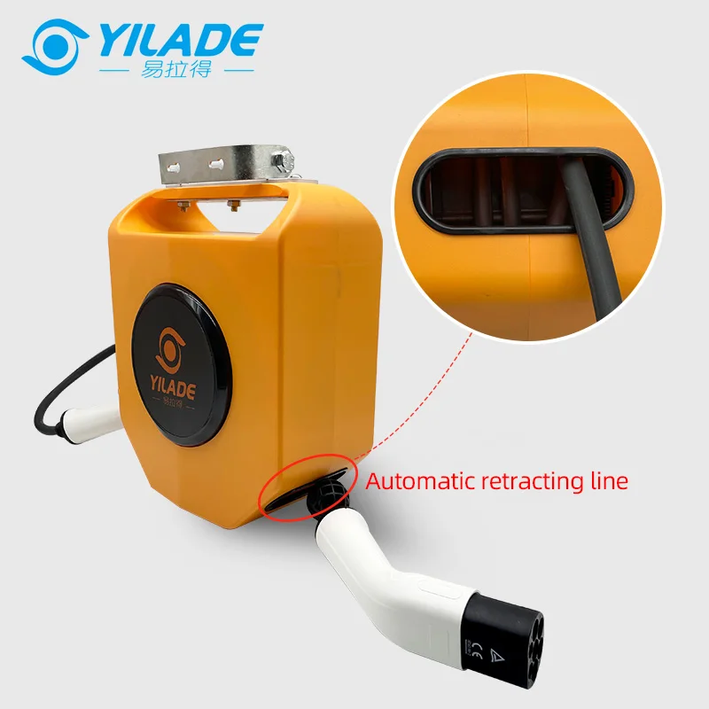 YILADE 3.5KW 22KW Type2 to Type 2 16A 32A EV Retractable Charging Cable Reel for Car