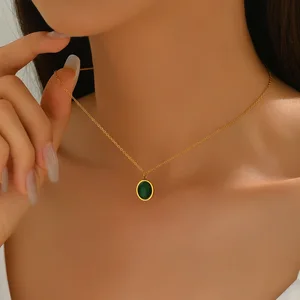 Women's European American  Fashion Light Luxury Collarbone Chain Inlaid Green Cat's Eye Light Purple Zircon Necklace