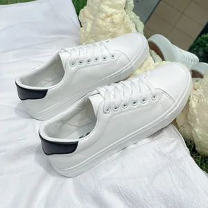 Wholesale New Spring Autumn Men and Women Couple Small White Shoes  PU Leather Men Flat Sneakers