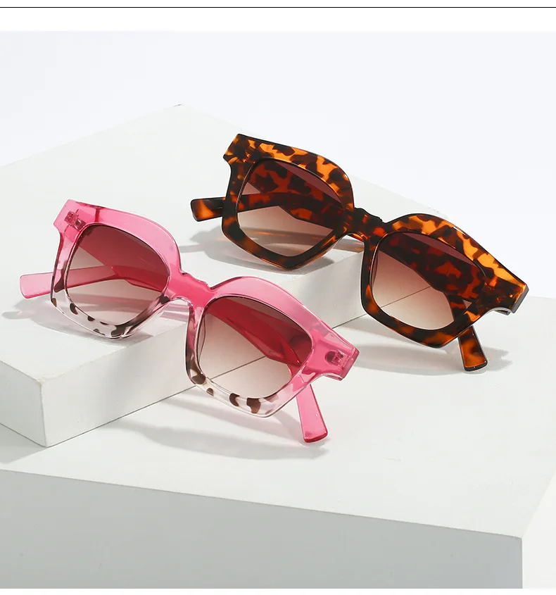 Cat Eye Leopard Sunglasses Women Color Pink Pink Cheetah Print Oversized Sun Glasses Cat Eye Sunglasses  main image 2