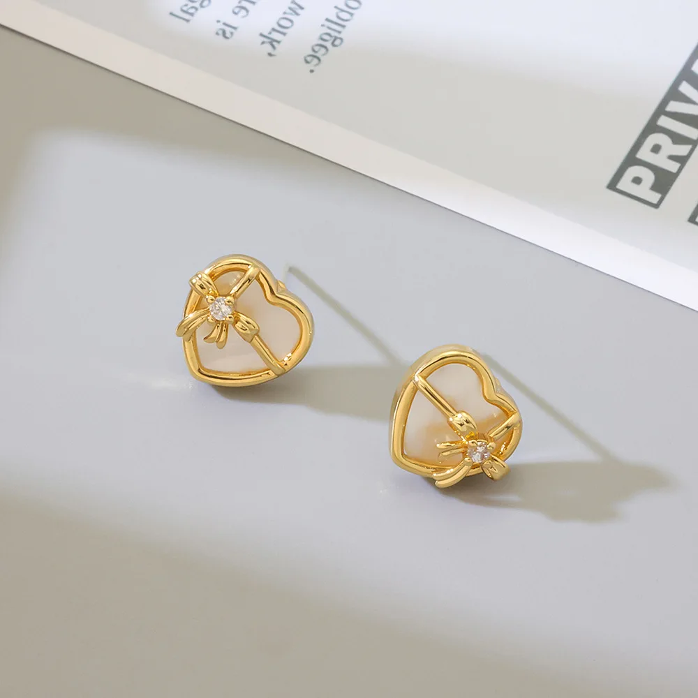 2026 Original Design Butterfly Knot Stud Earrings Trending Jewelry Luxury Elegant High-End Gold Plated for Party