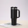 taza maestra de hielo-negro