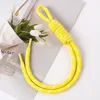 18 jaune avec du blanc