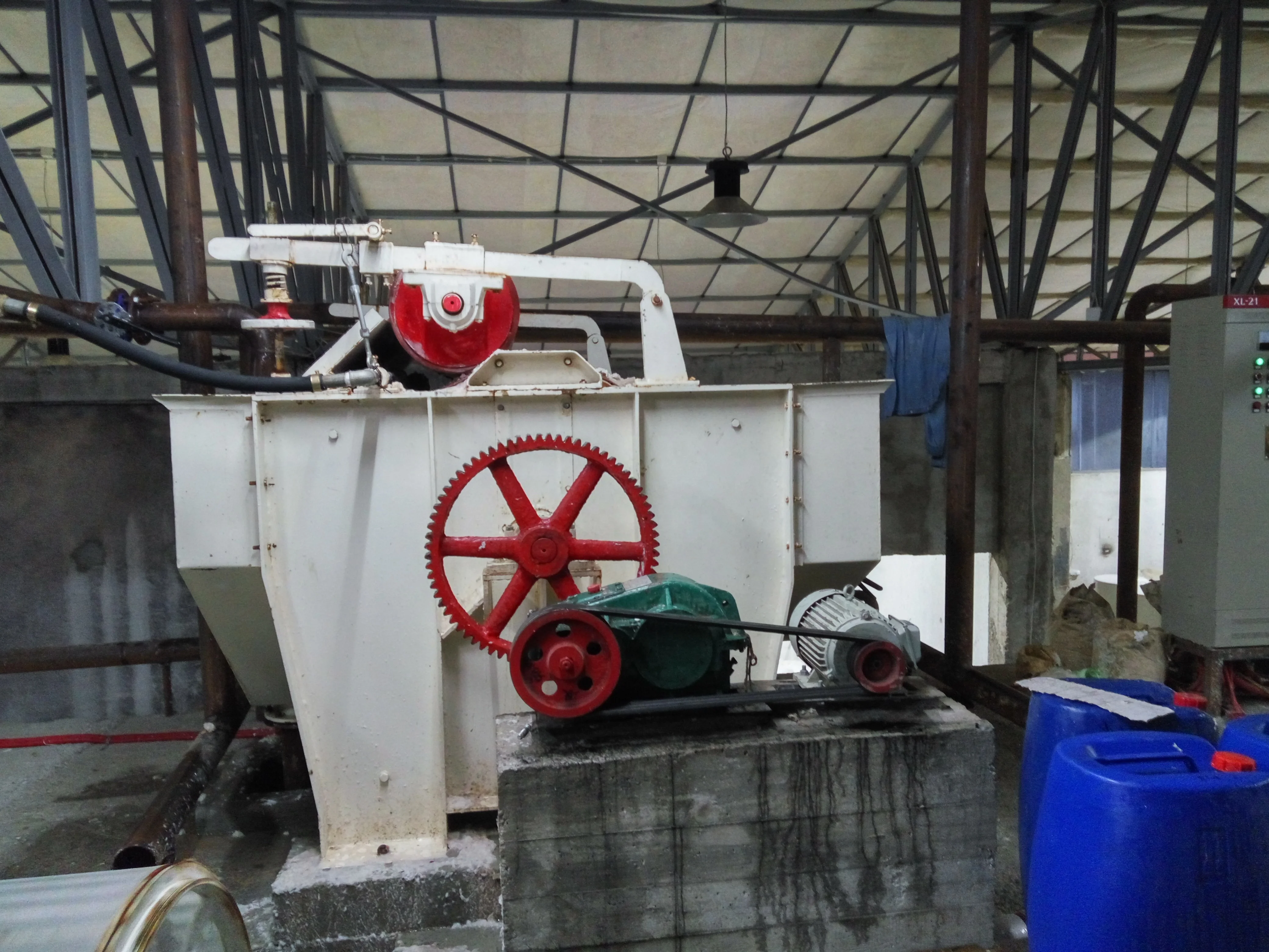 Quality Quantity Assured Thermal Waste Paper Recycling Making Machine PLC Motor Pump Gearbox Bearing High Capacity 100m/min