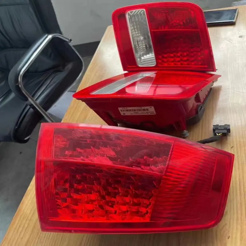For 2004 2005 Halogen Reshetka Rear Lamps Original Led D3 2003 audi A8 Taillights