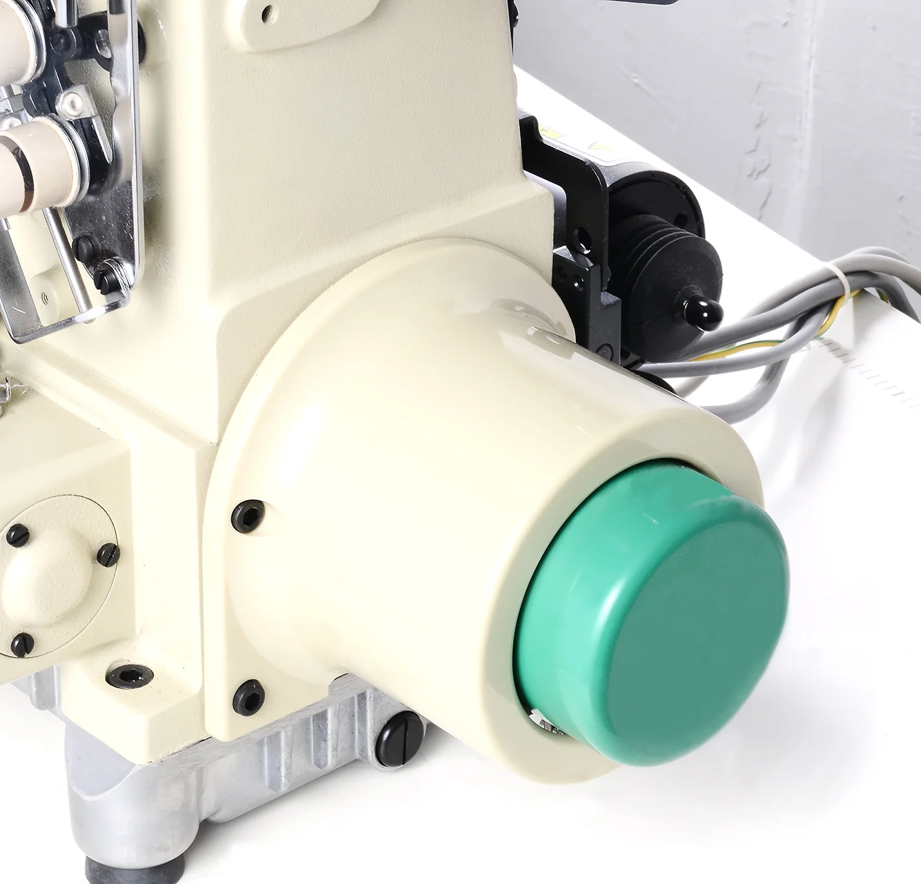 LINGRAI 787-EWT(EST) Direct Drive Cylinder Bed Industrial Interlock Sewing Machine with Automatic Trimmer