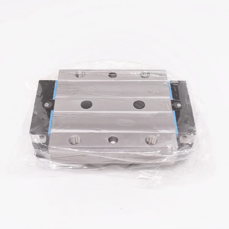 R185133110 Rexroth Runner Block R1851 331 10 Roller Block Linear Motion Rail Block Guideway