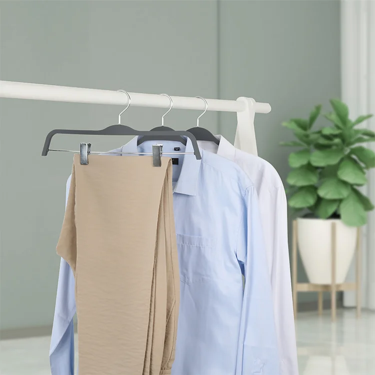 Laminated Hanger Rubber Coated Painting Grey Clothes Pants Hanger With Clips