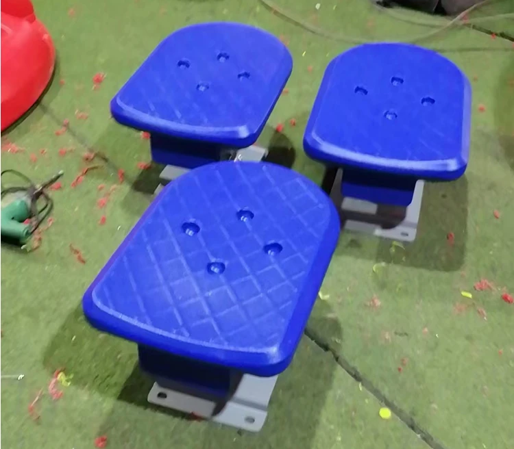 Children's spring seats Outdoor playground equipment plum blossom pile can be customized according to the site design