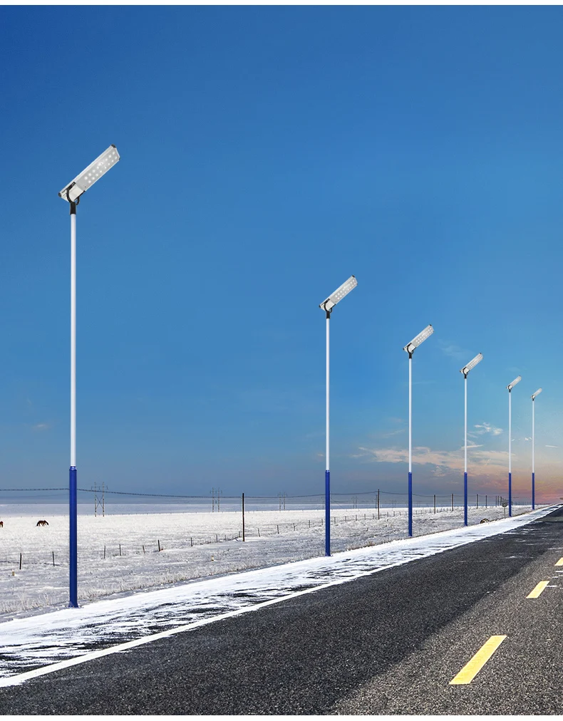 LED Light Source All-In-One Solar Lamp with 25.6V 32Ah Battery Capacity