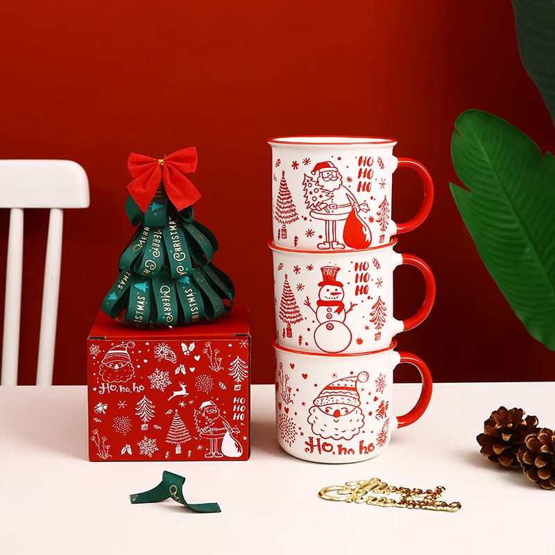 Wholesale Luxury Ceramic Christmas Coffee Mug Set Custom Creative Light Luxury Dishwasher Safe Perfect Christmas Gift Cup factory