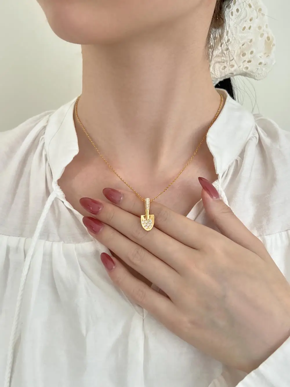 KAKODIY fashionable new gold-plated 925 sterling silver fine jewelry spade pendant necklace detail 6
