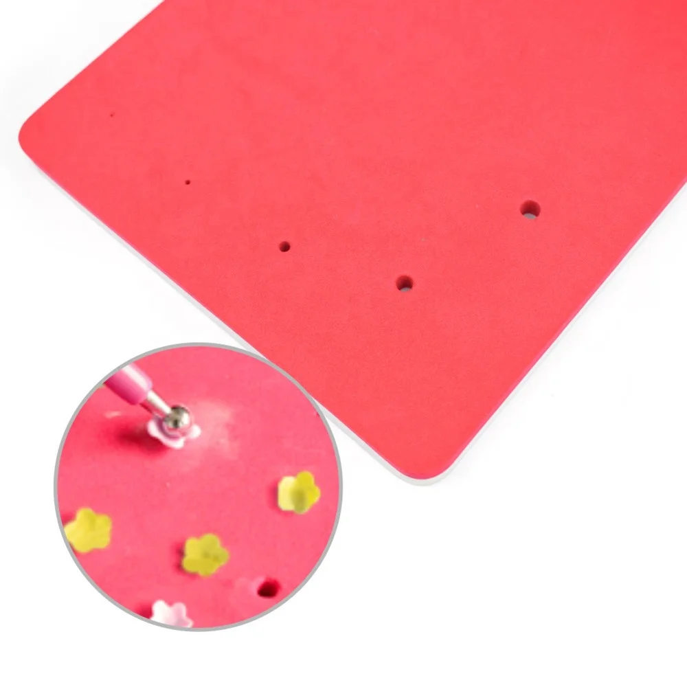 Fondant Foam Pad, Rechthoekige Fondant Cake Spons Pad Mat met 5 Gaten voor Cake Decoratie, DIY Pasta/Suiker Bloem/Gom/Chocolade/Klei Modellering Tools Droogbakje, Roze Groen