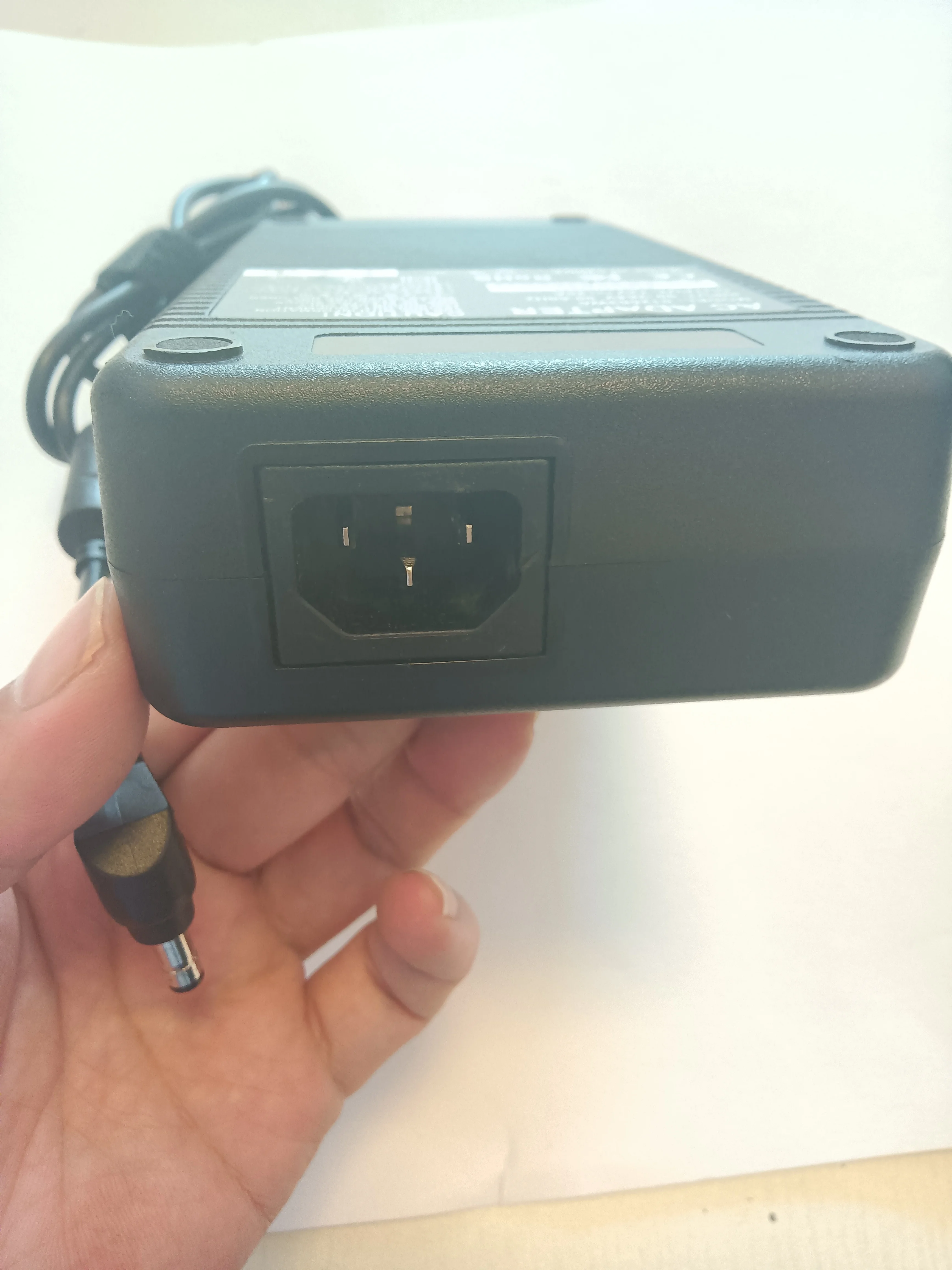 Desktop Type 240W 12 Volt 20 Amp Ac Dc Adapter 12V 20A Plastic Switching Power Supply