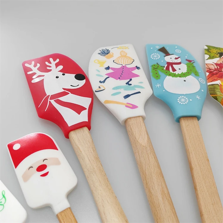 Colorful Silicone Kitchen Utensils  Silicone Triangle Spatula Cookware With Wooden Handle