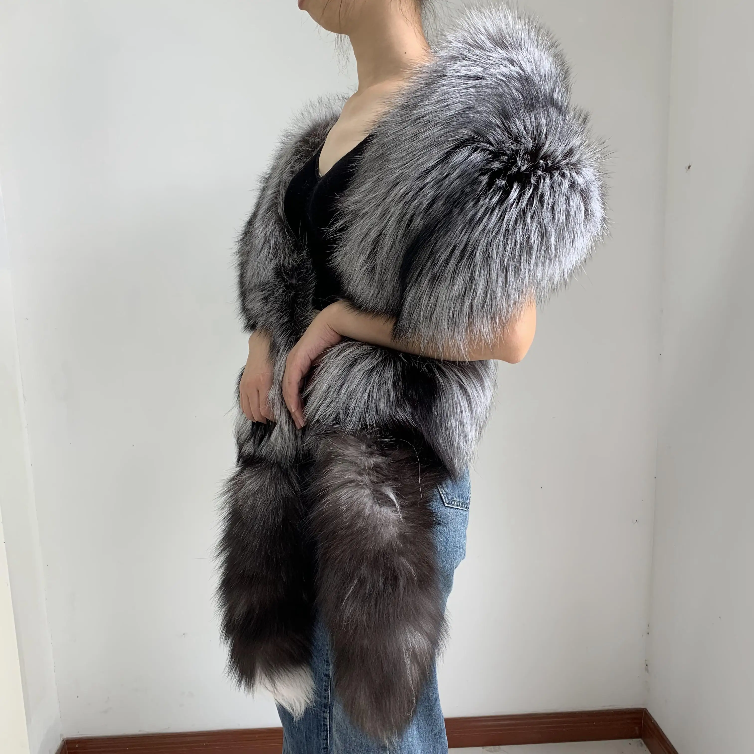 Luxury Real Fox Fur Scarf Shawl - Fluffy & Fashionable