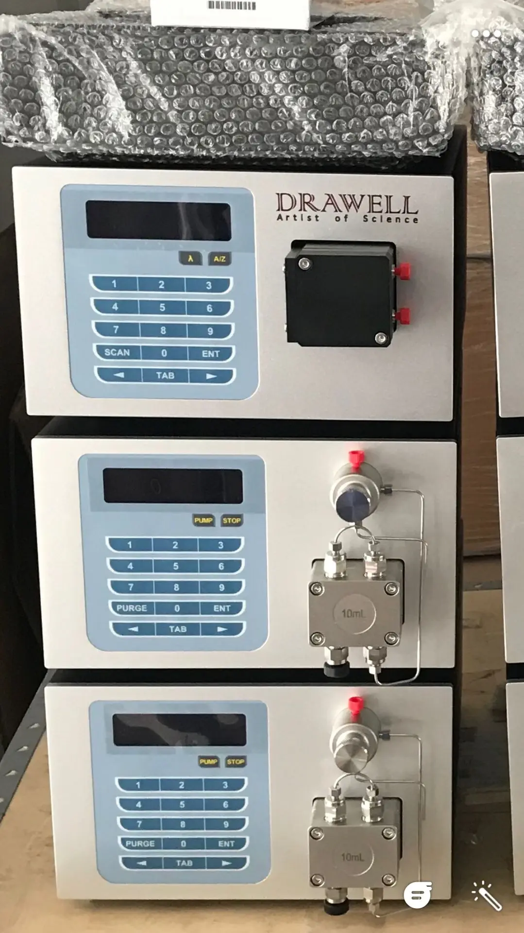 High Performance Liquid Chromatography Equipment Laboratory  With Columns and Autosampler Honey Test Hplc