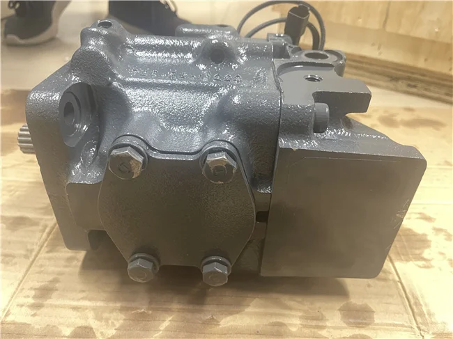 Komatsu Excavator Part 708-1T-00433 - High-Quality Fan Pump