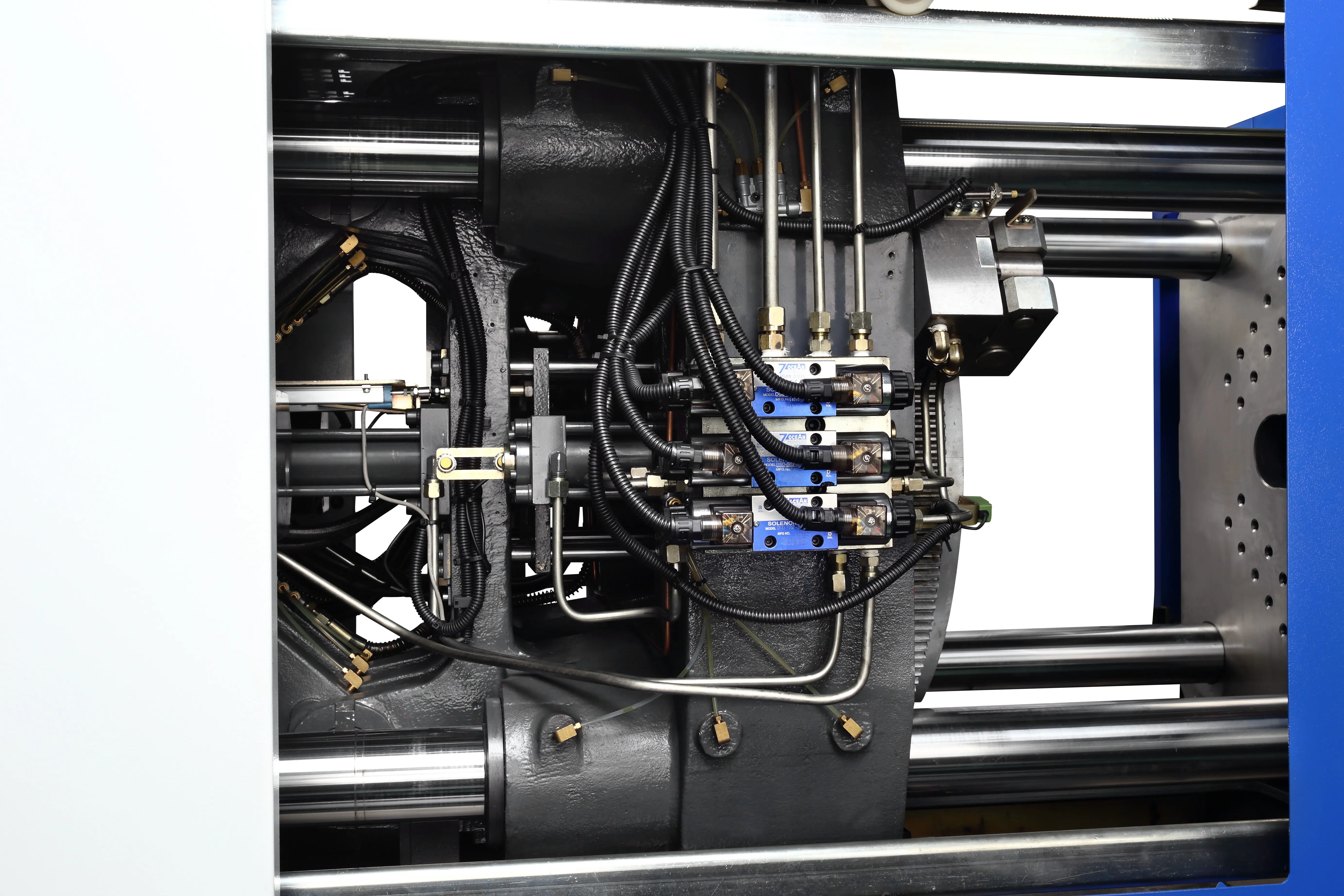 FCS Two Color Injection Molding Machine for Making Car Color Lamps