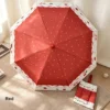 Fondo Rojo con Borde de Fresas
