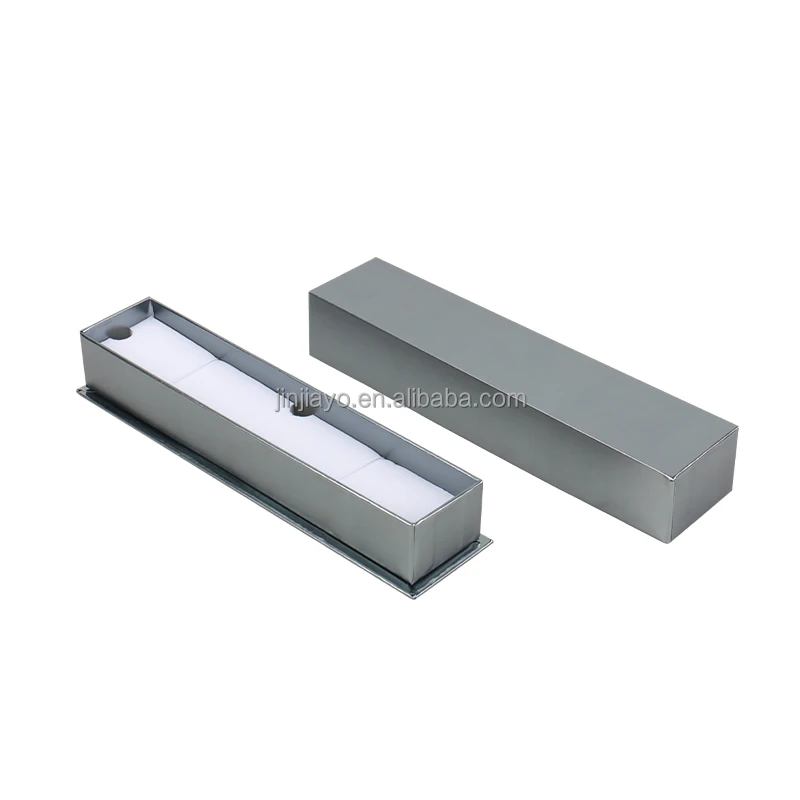 กล่องบรรจุภัณฑ์เครื่องประดับที่เป็นมิตรต่อสิ่งแวดล้อม ทำจากกระดาษแข็งสีเทาแบบแข็งแรง หนา 2 มม. พร้อมพิมพ์โลโก้ตามแบบที่ลูกค้ากำหนด และผิวสัมผัสแบบนูนสำหรับถ่ายภาพ ผลิตจากกระดาษรีไซเคิล