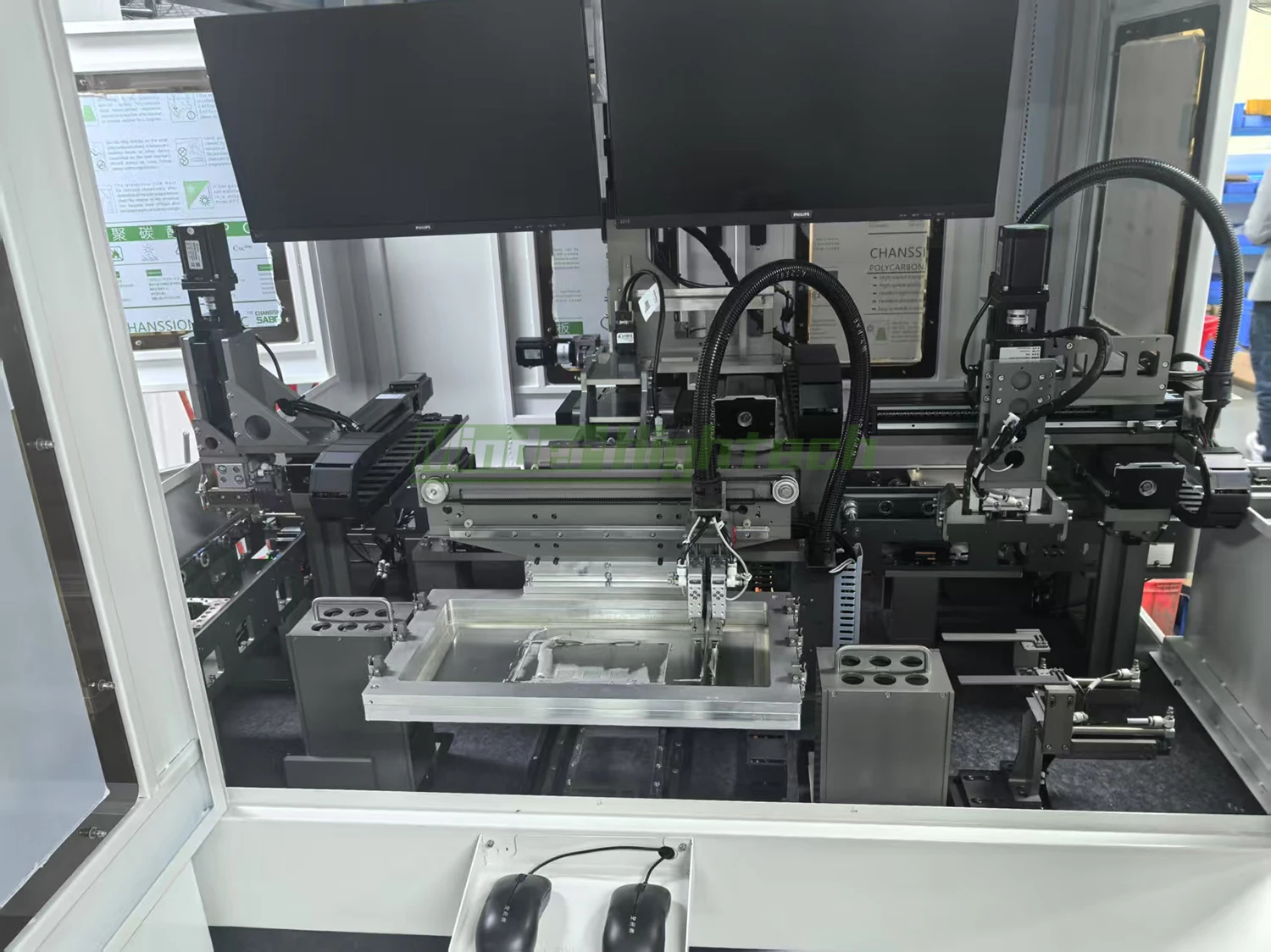 Termoelektrisk kylare (TEC), automatisk die-bonder