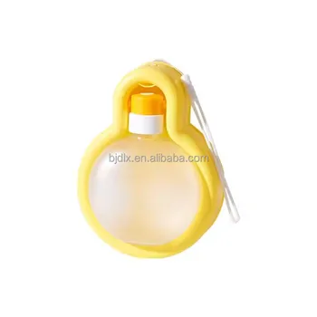 Eco Friendly Outdoor Water Bottle Collapsible Rounded Folding PET Cat Dog Plastic with High Capacity