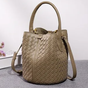 High Quality Wholesale Hand-woven Weave Bucket Bags Fashion Lady Woven Bags  Leather Women's Woven Bucket Bags