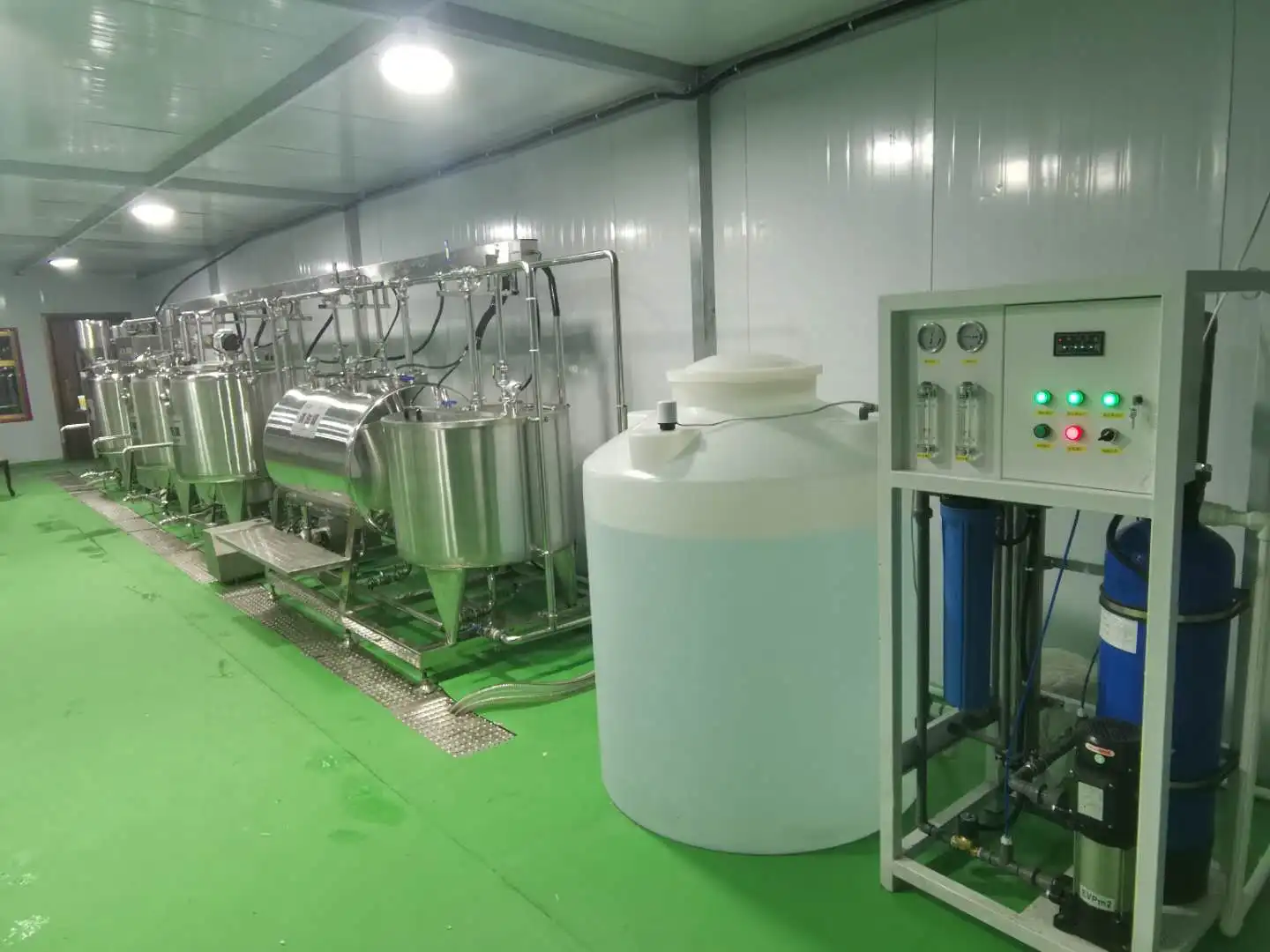 Cheap Factory Price Evaporated Milk Processing Line Plant in Low Price
