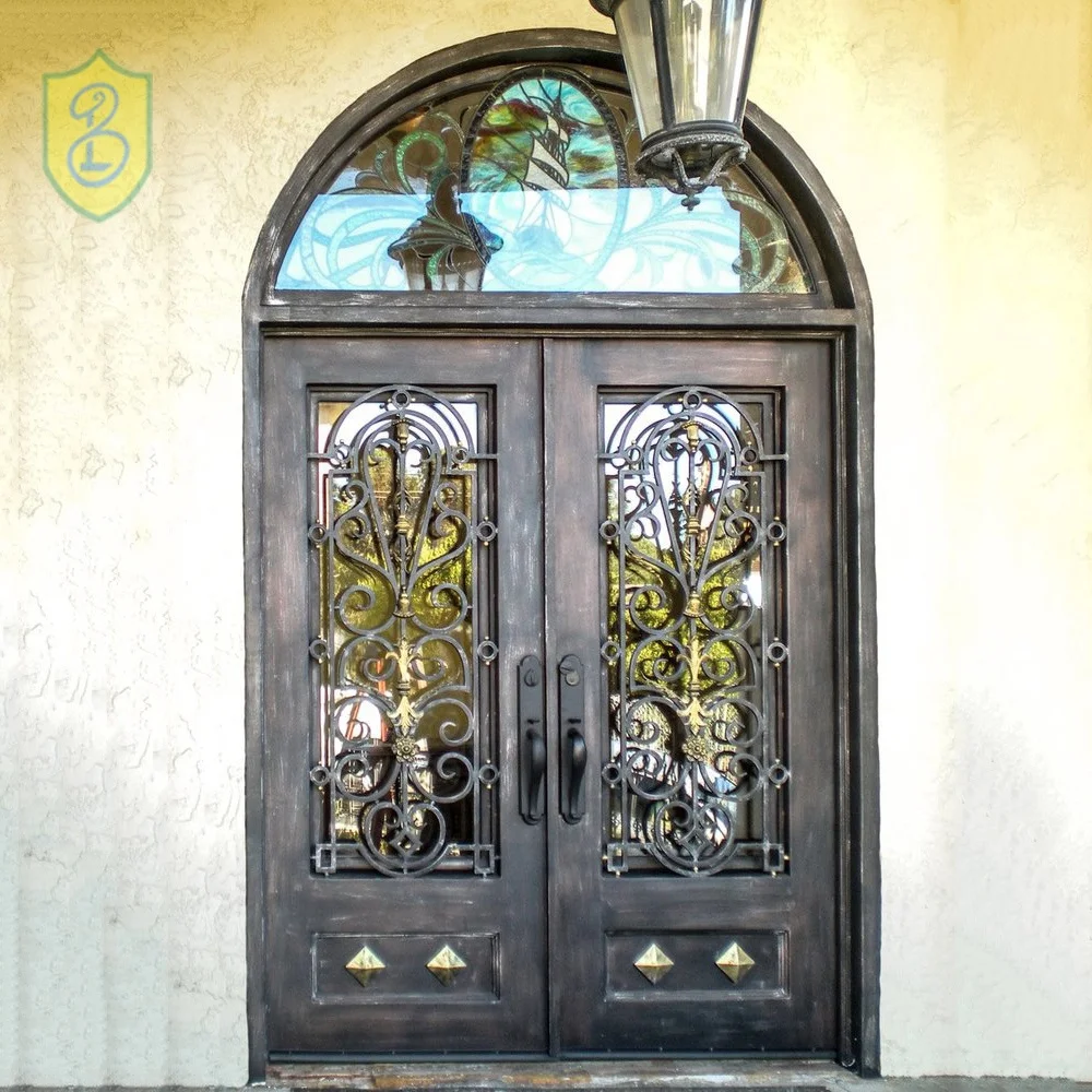 Входная дверь в дом со стеклом ковка. Входная дверь с кованой решёткой "Monolith-Nord". Кованые двери со стеклом. Кованые двери входные. Дверь со стеклом входная.