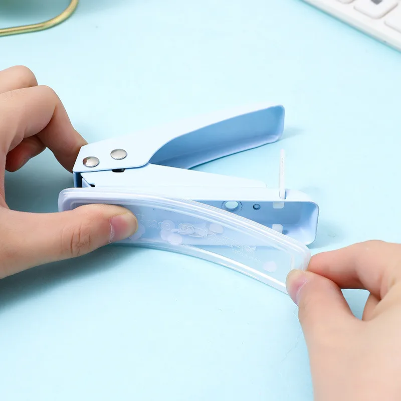 Macaron Color A4 Paper Puncher Manual DIY Student 6mm Round 1 Hole Binding Punch Machine Single Hole Punch with Loose-leaf