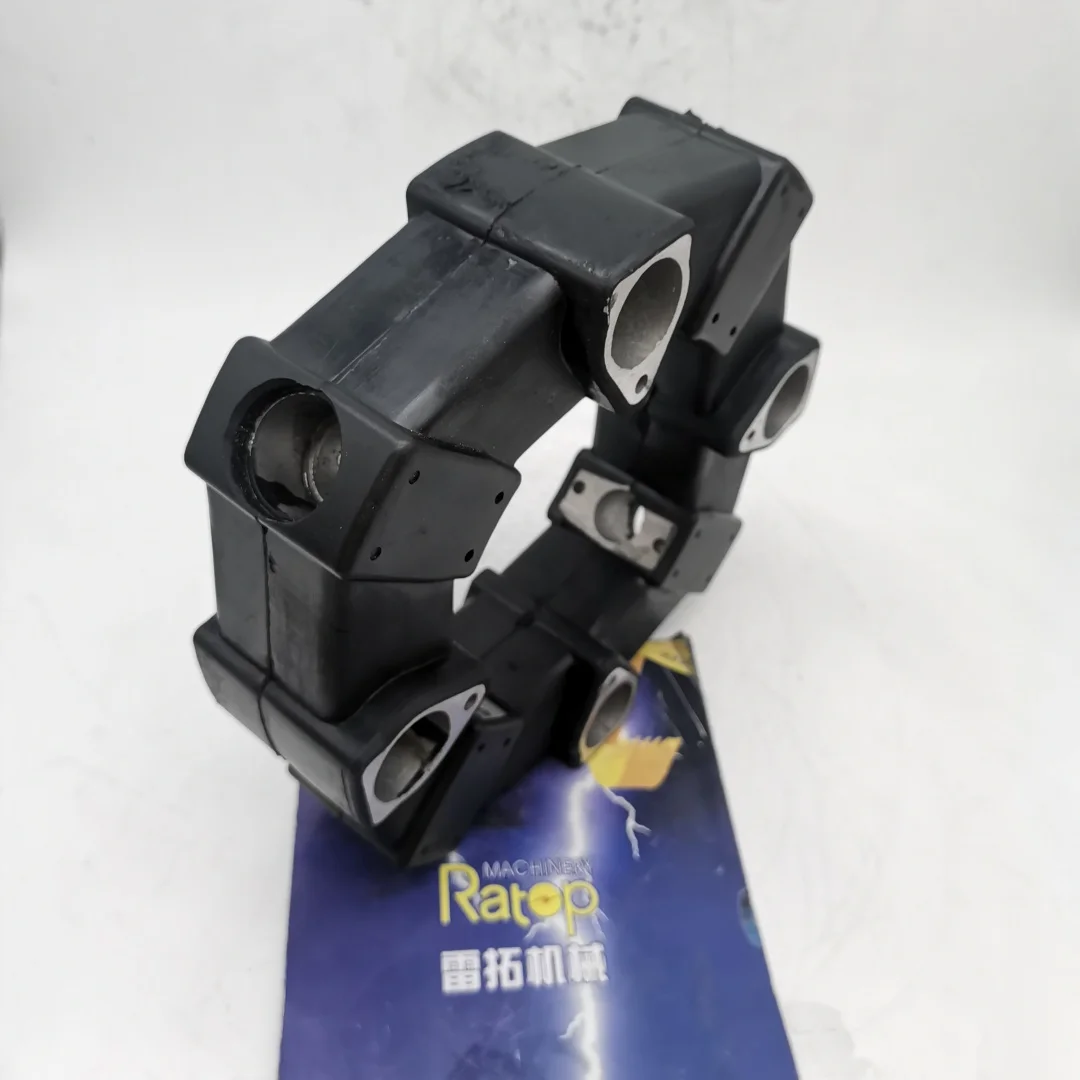 パキプス Excavator 778322 Rubber Coupling - Durable & Versatile