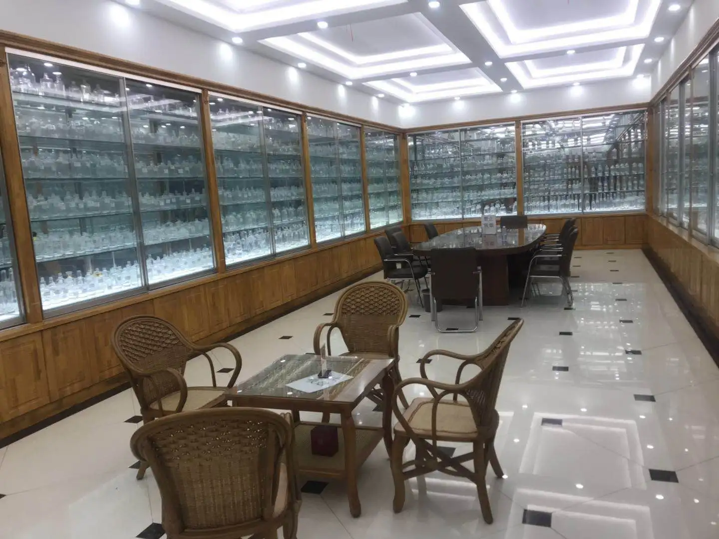 10  showroom.jpg