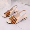 Marrone senza scatola da scarpe
