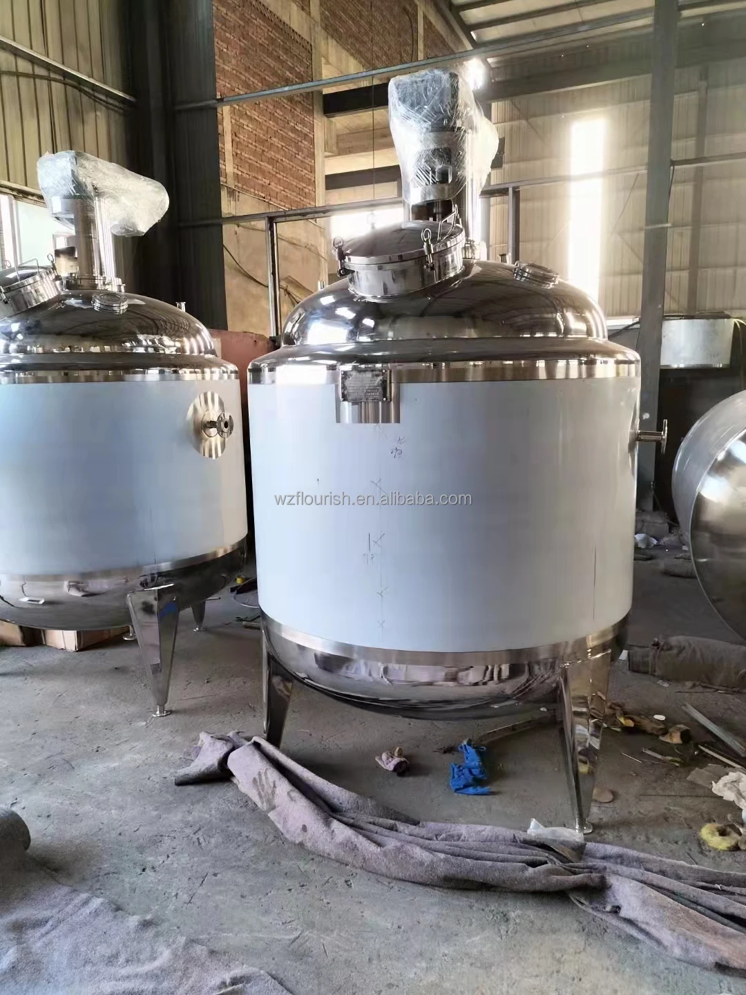 Food Grade Stainless Steel Tank With Agitator