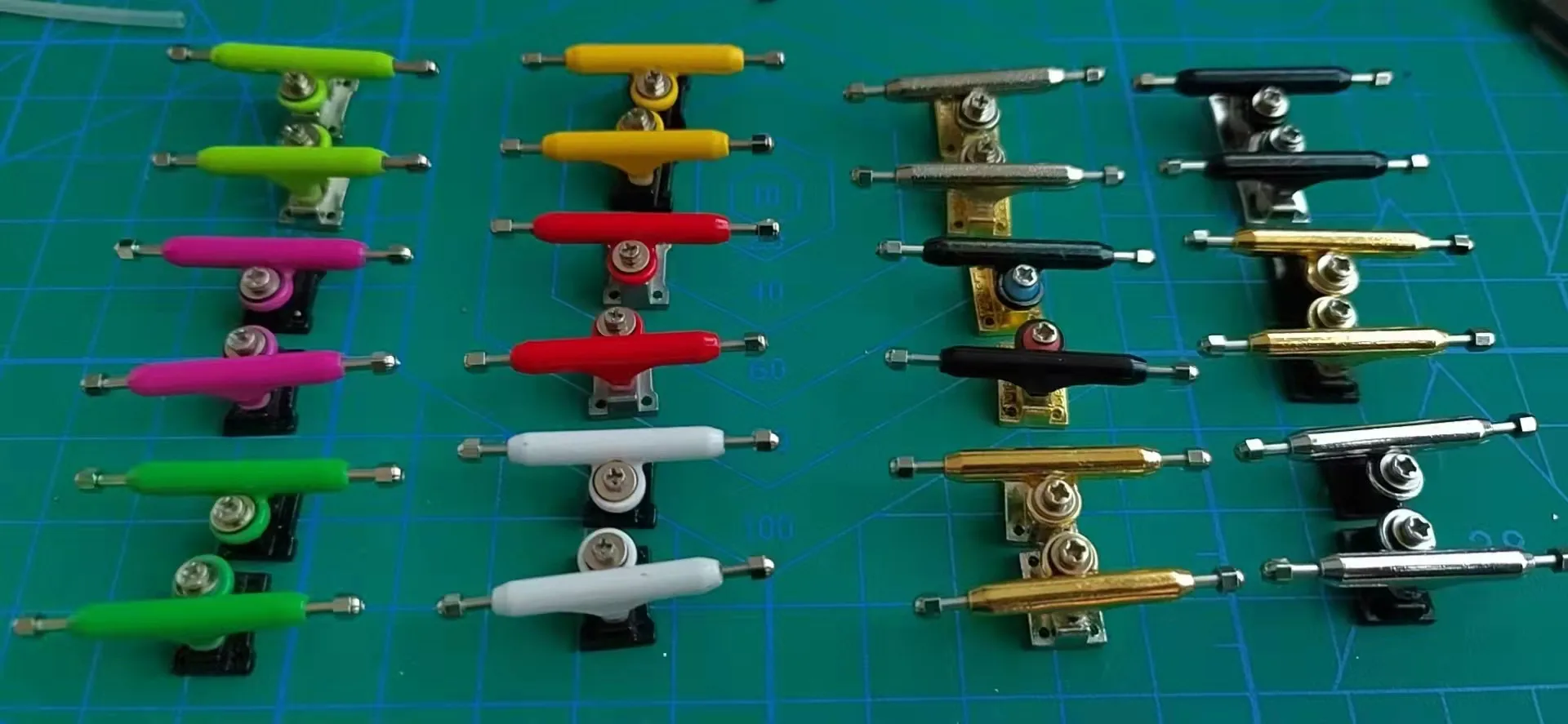 Colorful Pu Bushing Inverted Kingpin 32mm 34mm Finger Skateboard