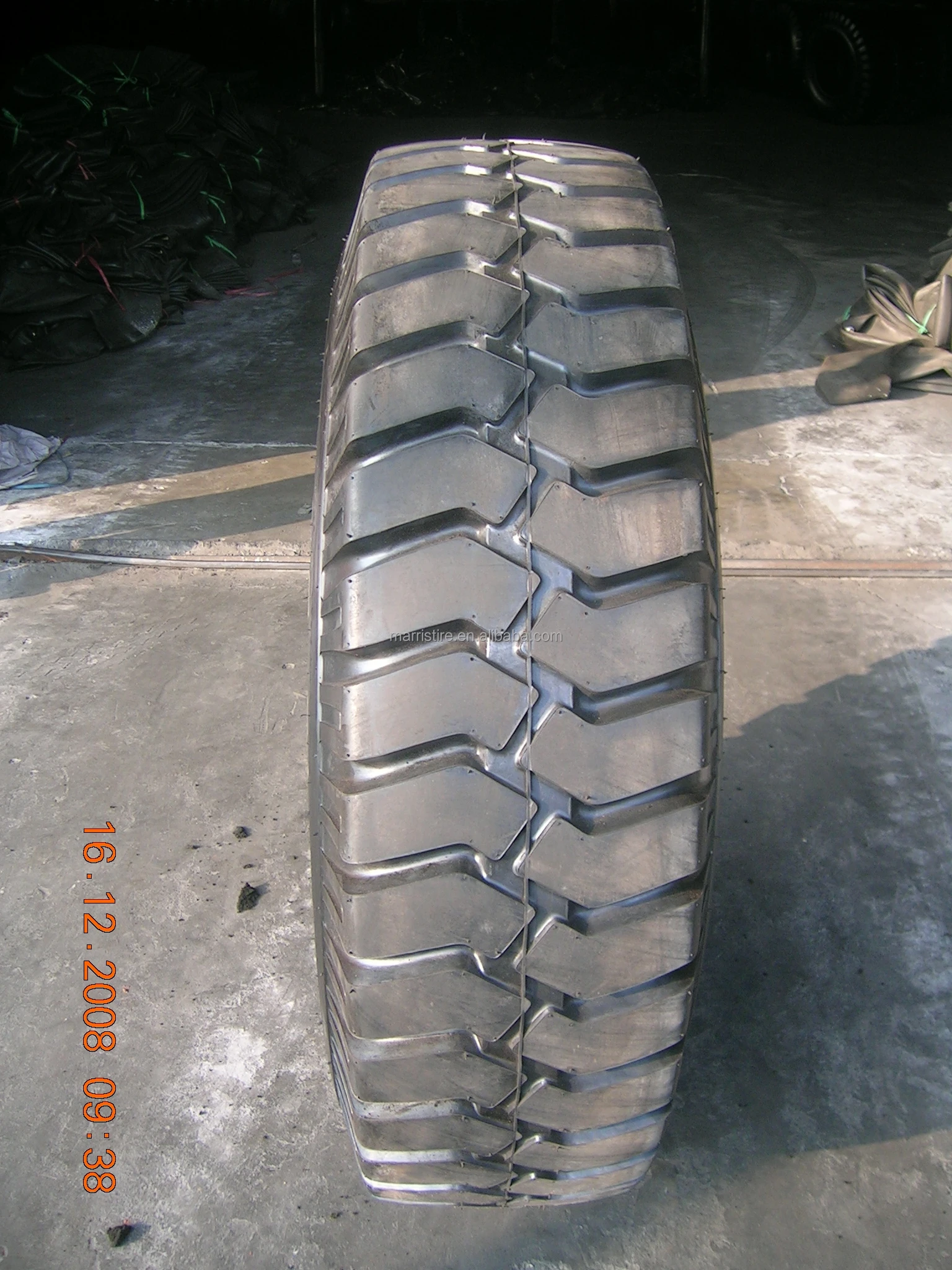 Crane Lug Tyre Nylon Tyre 14.0020 1400.20. 140020 1400x20 14.00x20