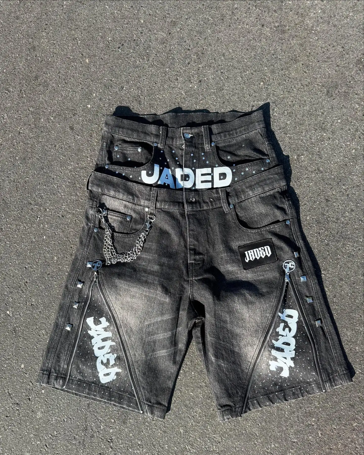 Custom Streetwear Denim Shorts Distressed Embroidery Patch Rhinestone Flared Jorts Jeans Double Waist Denim Shorts for Men gallery 7